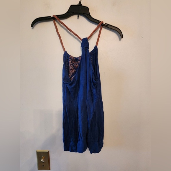 Thread and needle mine blue tank top size medium - Picture 2 of 3
